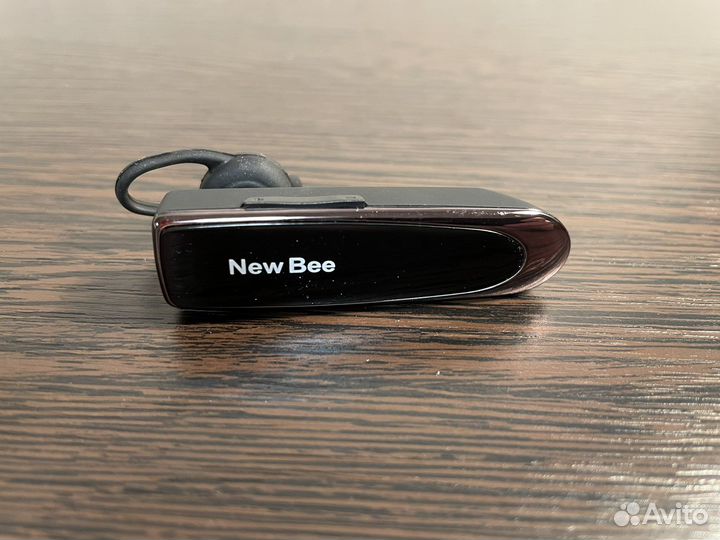 Гарнитура New Bee