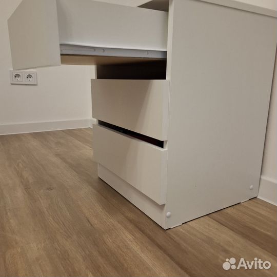 Тумба прикроватная с ящиками