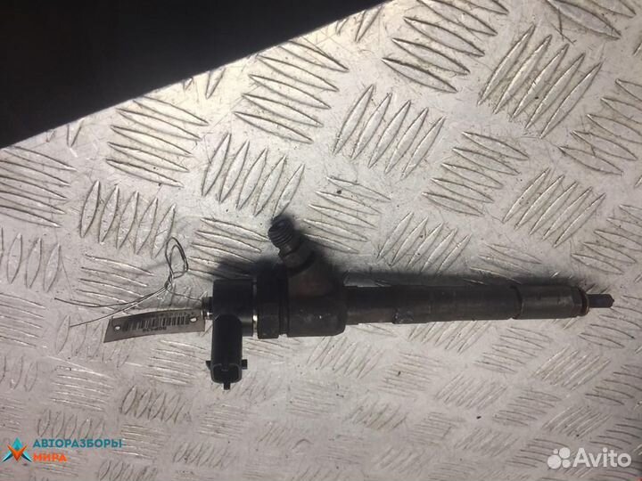 Форсунка Opel Corsa C рест. 2004 93183910
