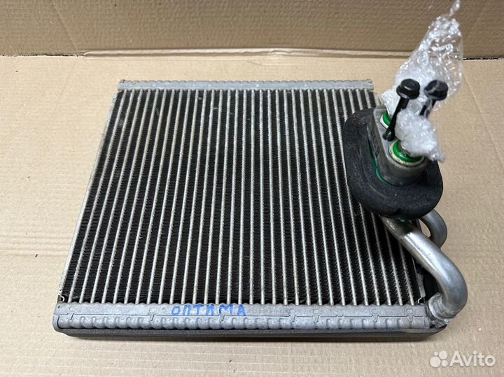 Радиатор кондиционера Kia Optima 3 TF