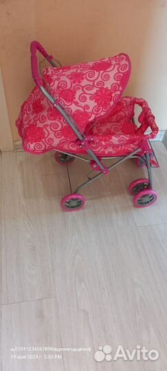 Коляска кукольная