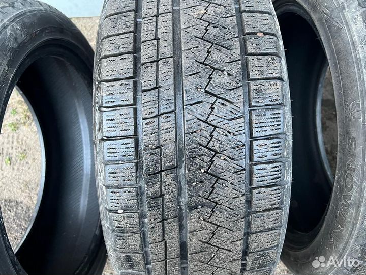 Triangle TR246 235/45 R18