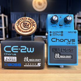 Boss CE-2W