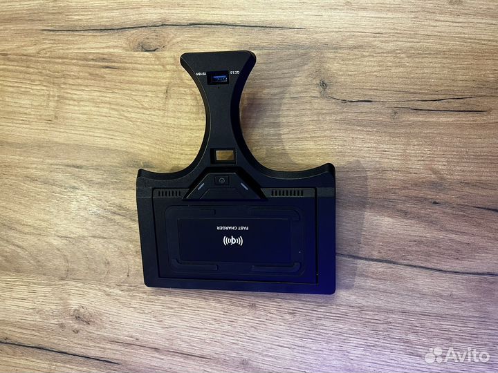 Беспроводная зарядка BMW G20