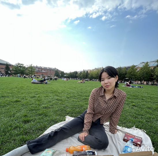 Секретарь, работник архива, помощник руководителя