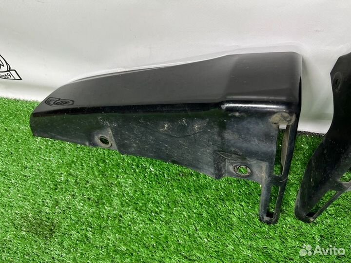 Клык бампера задний Subaru Legacy BL5 EJ20X 2007