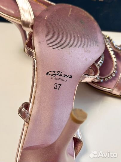 Босоножки женские 37 размер на каблуке