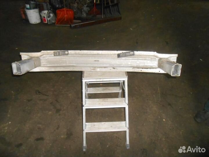 Усилитель заднего бампера Audi A4/S4