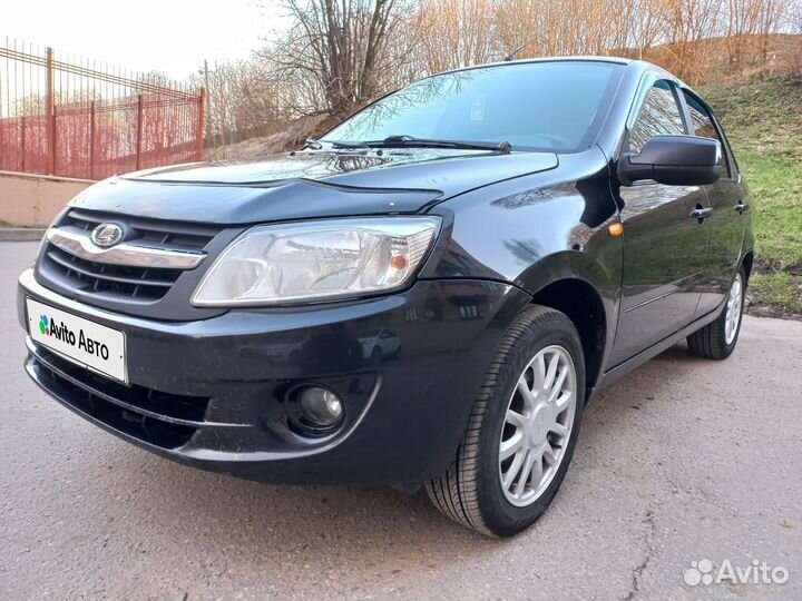 LADA Granta 1.6 МТ, 2013, 130 000 км