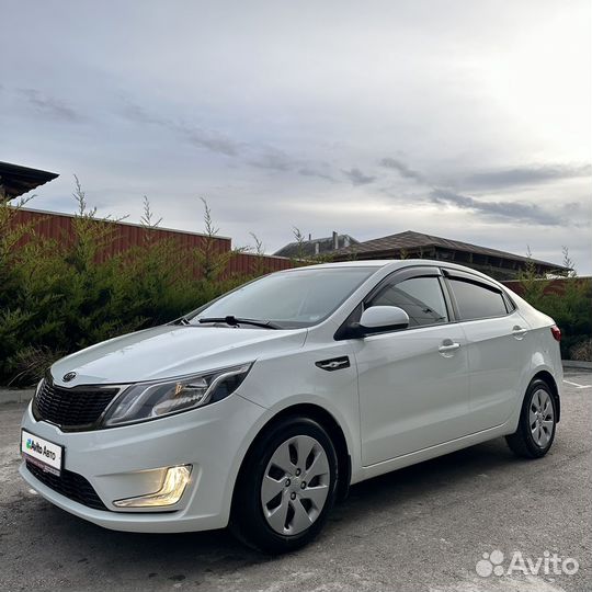 Kia Rio 1.4 AT, 2012, 175 000 км