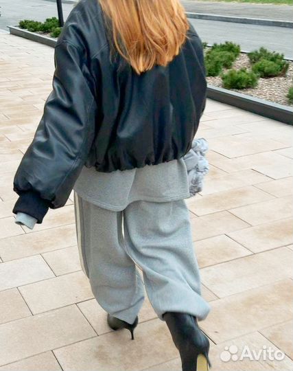 Бомбер кожаный Sculptor+7