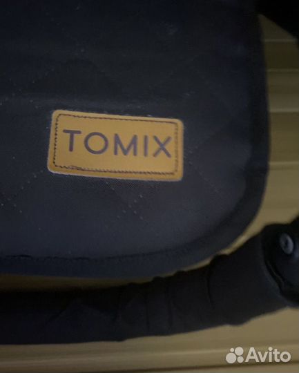 Прогулочная коляскаtomix