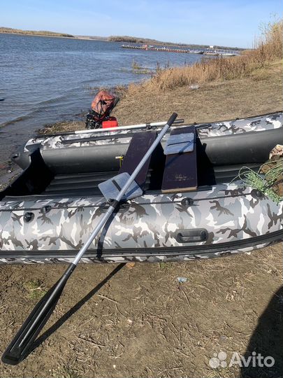 Надувная лодка пвх с мотором 9.9 или 15