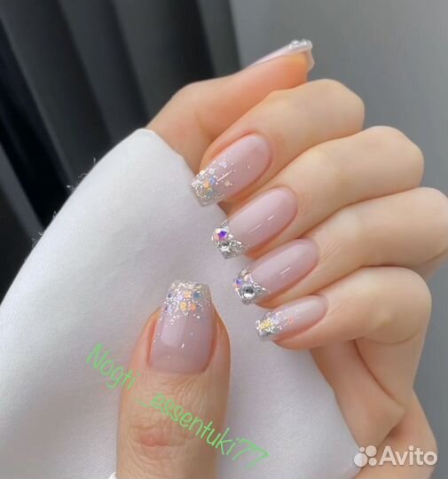 Мастер маникюра и педикюр