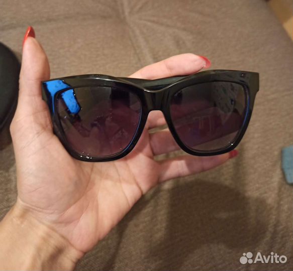 Солнцезащитные очки