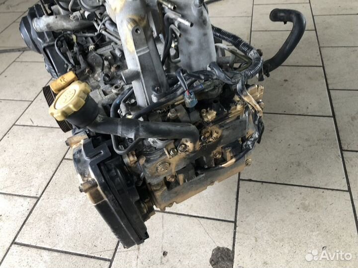 Двигатель на subaru legacy legacy BE5, BH5 EJ204