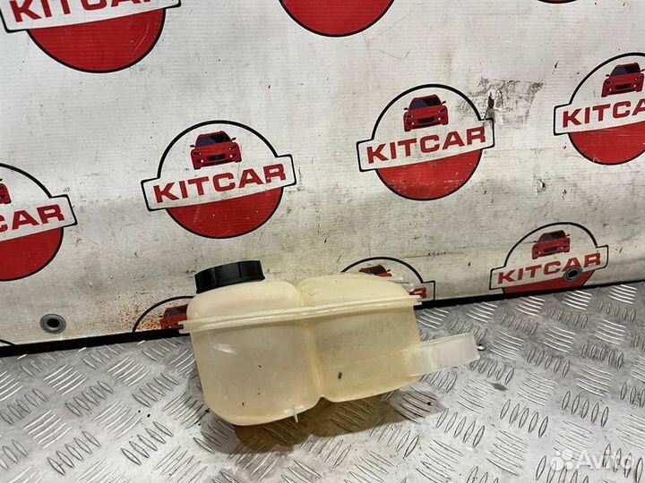 Расширительный бачок Ford Focus 2