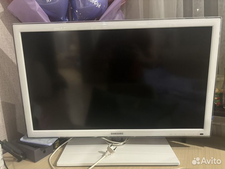 Телевизор samsung