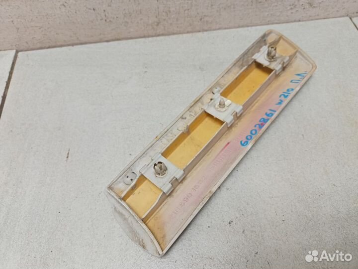 Молдинг переднего левого крыла