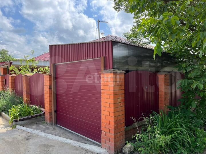 Дом 62,8 м² на участке 7,4 сот.