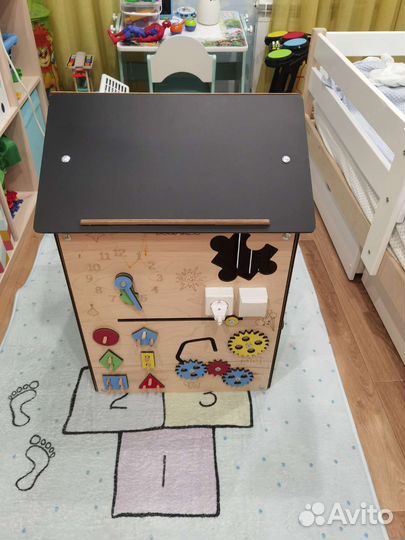 Бизиборд домик большой