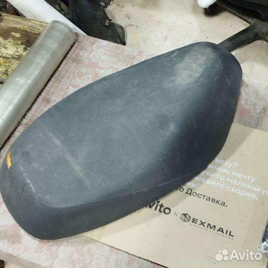 Сиденье Honda lead AF48