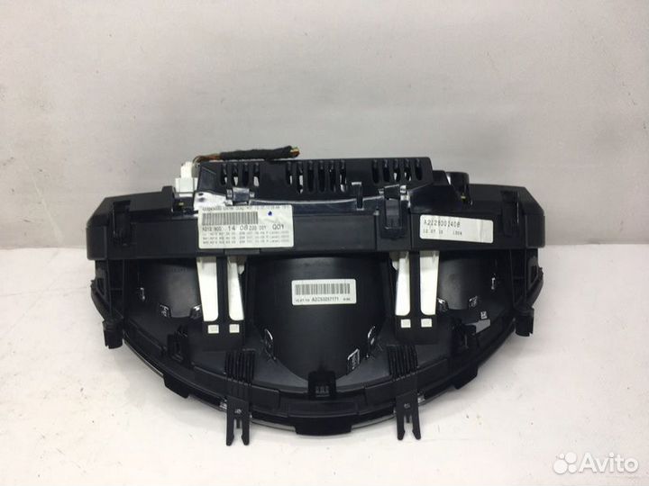 Щиток приборов Mercedes-Benz E W212 3.5 2010