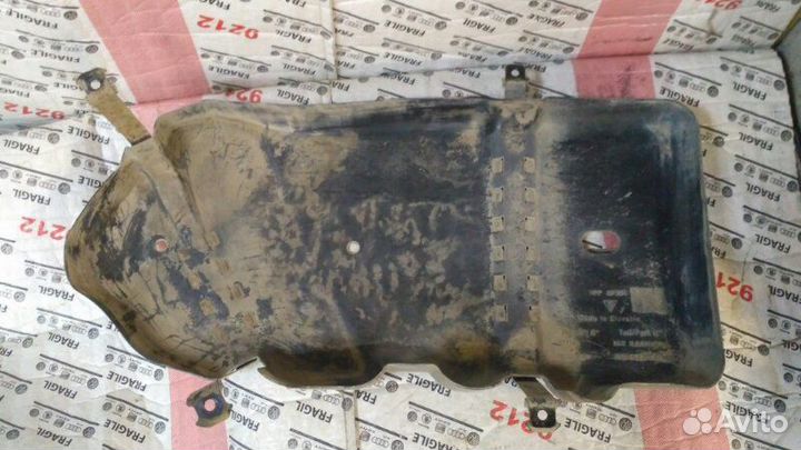 Защита топливного бака левая Porsche Cayenne 4.5