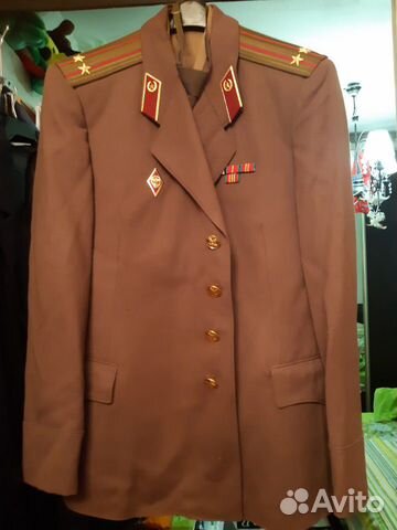 Военная форма -китель,брюки,рубашка,галстук+фуражк