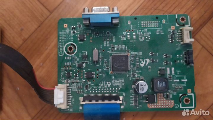 Монитор Samsung S22C200N на запчасти