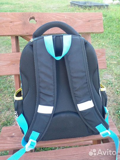 Рюкзак школьный