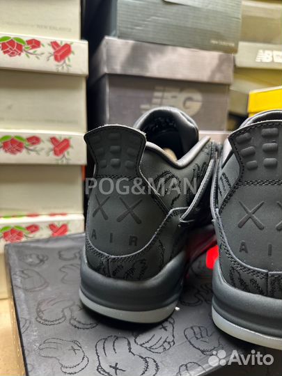 Кроссовки Nike Air Jordan 4 retro x Kaws