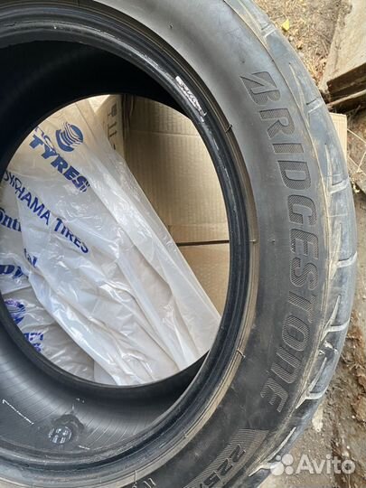 Bridgestone Potenza RE003 Adrenalin 225/50 R17