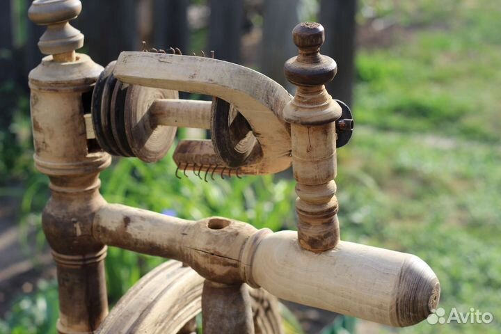 Прялка деревянная старинная