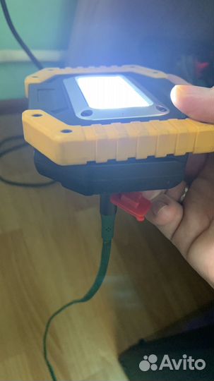 Фонарь светодиодный