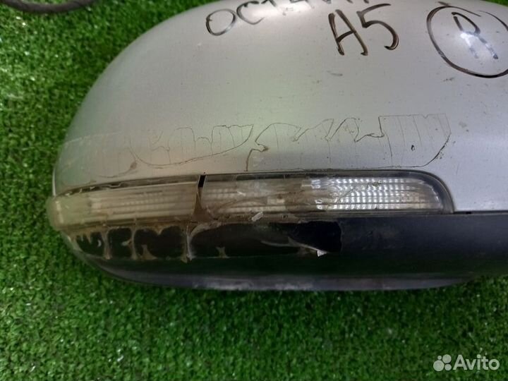 Зеркало правое Skoda Octavia A5 2004-2013