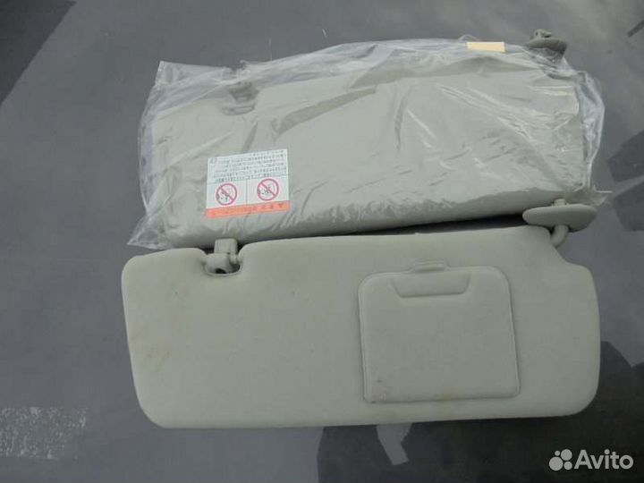 Козырек солнцезащитный Toyota Camry Gracia MCV25