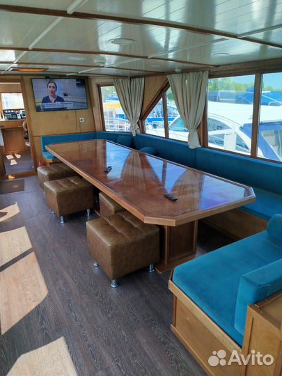 Аренда теплохода