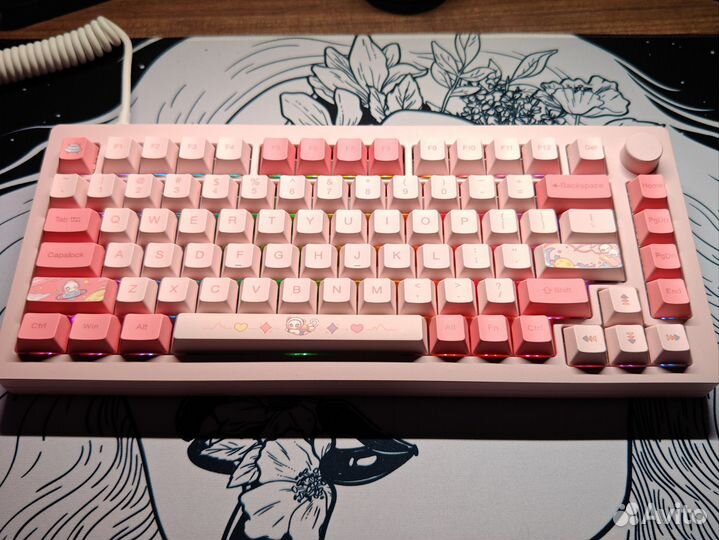 Кстомная клавиатура akko monsgeek m1w