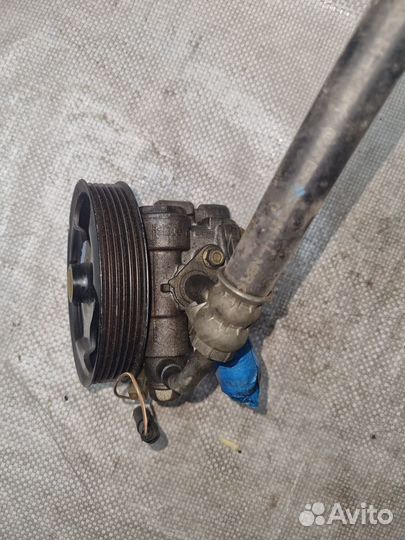 Насос гидроусилителя Мазда Демио Верисса