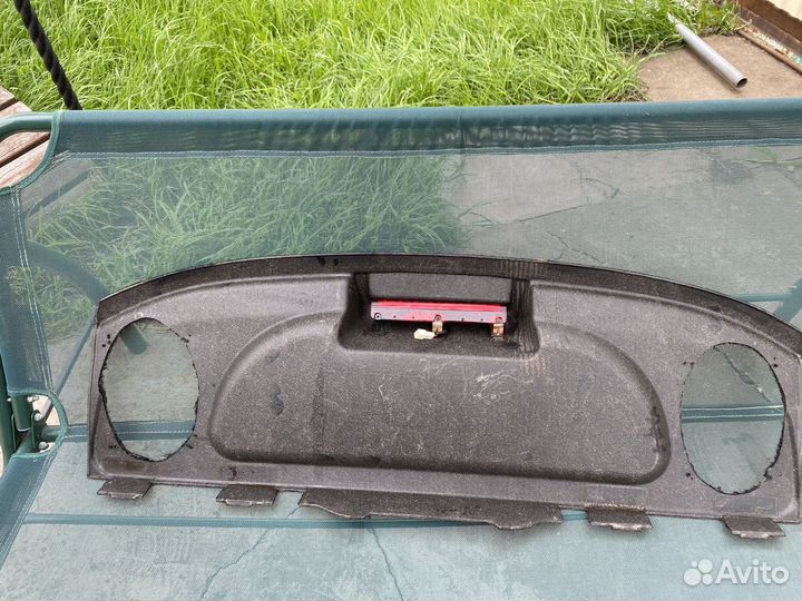 Задняя акустическая полка ваз 2110