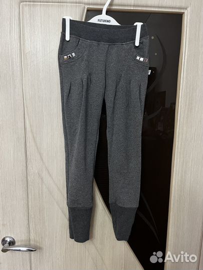 Костюм брючный на девочку