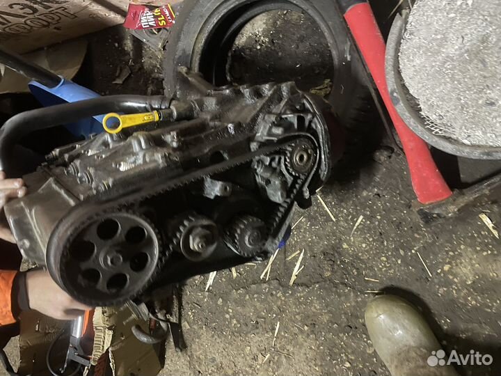 Продам мотор 8кл