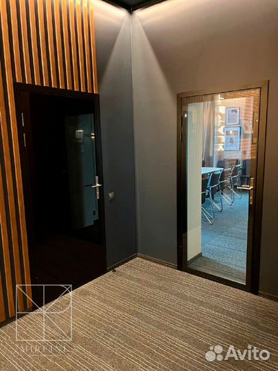 Двери стеклянные