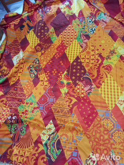 Ткань с олимпийским принтом