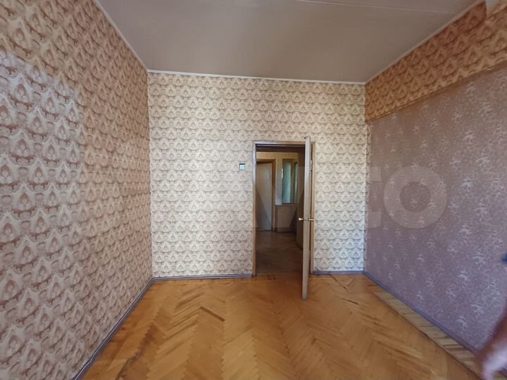 4-к. квартира, 99 м², 4/5 эт.