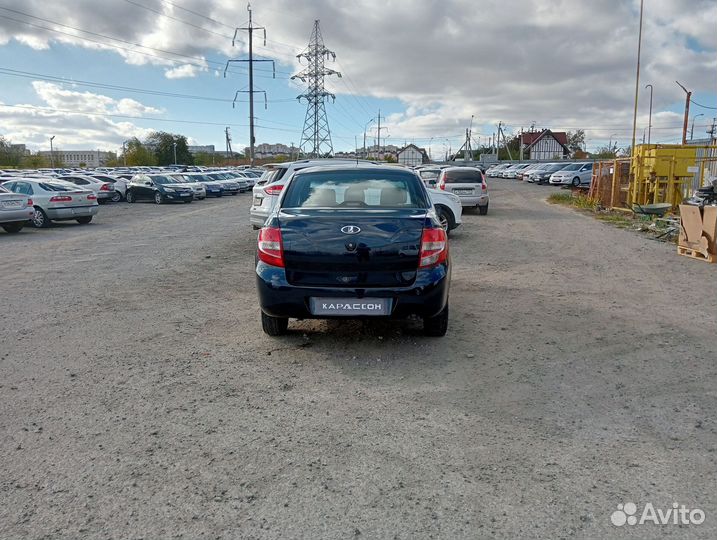 LADA Granta 1.6 МТ, 2013, 147 261 км