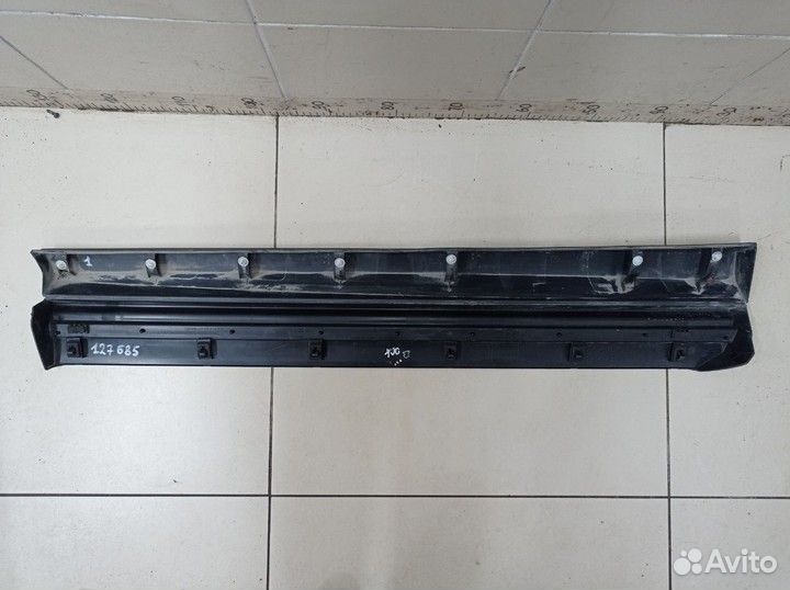 Молдинг двери передней правой Lexus RX