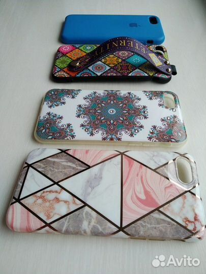 Чехлы на iPhone 7