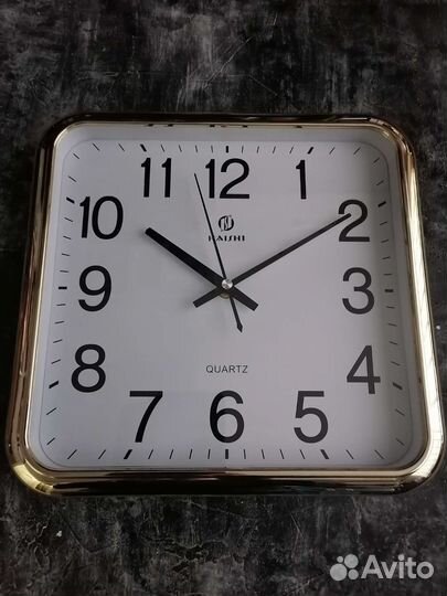 Часы настенные